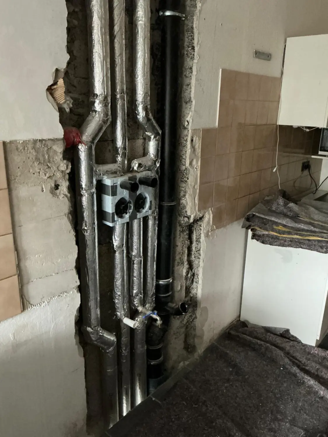 Asbest sanierung von Eniko Fachbetrieb